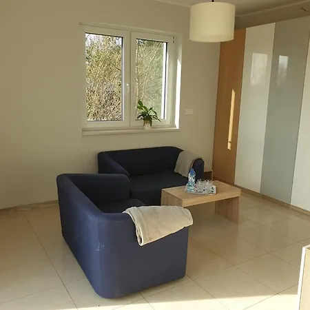 W Zieleni Do Wynajecia Blisko Jeziora Apartamento